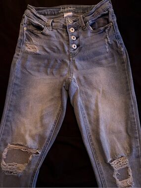 Light Wash Button Up Skinny Jeans size 3